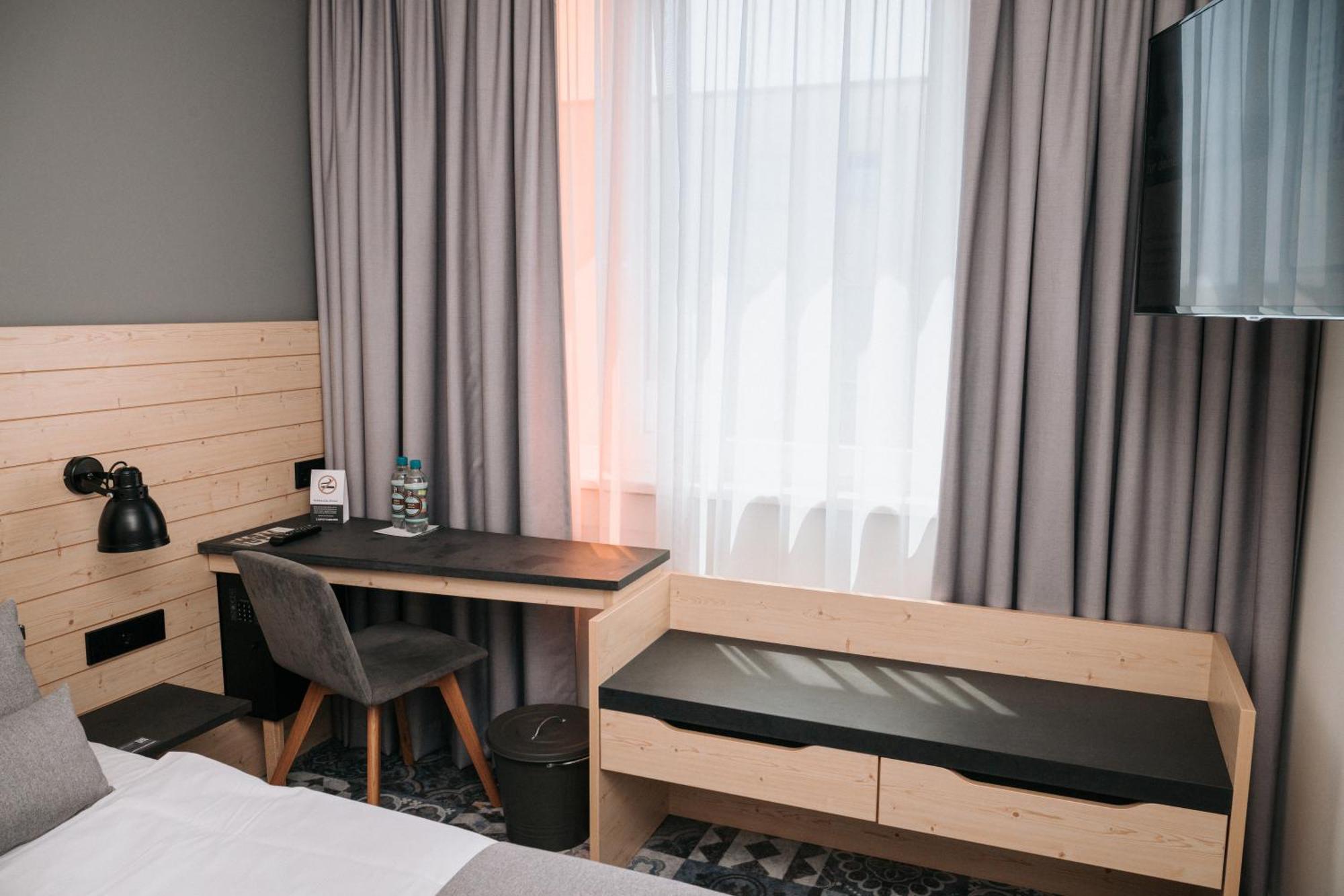 Standard Twin Room,1695765989:JPEG